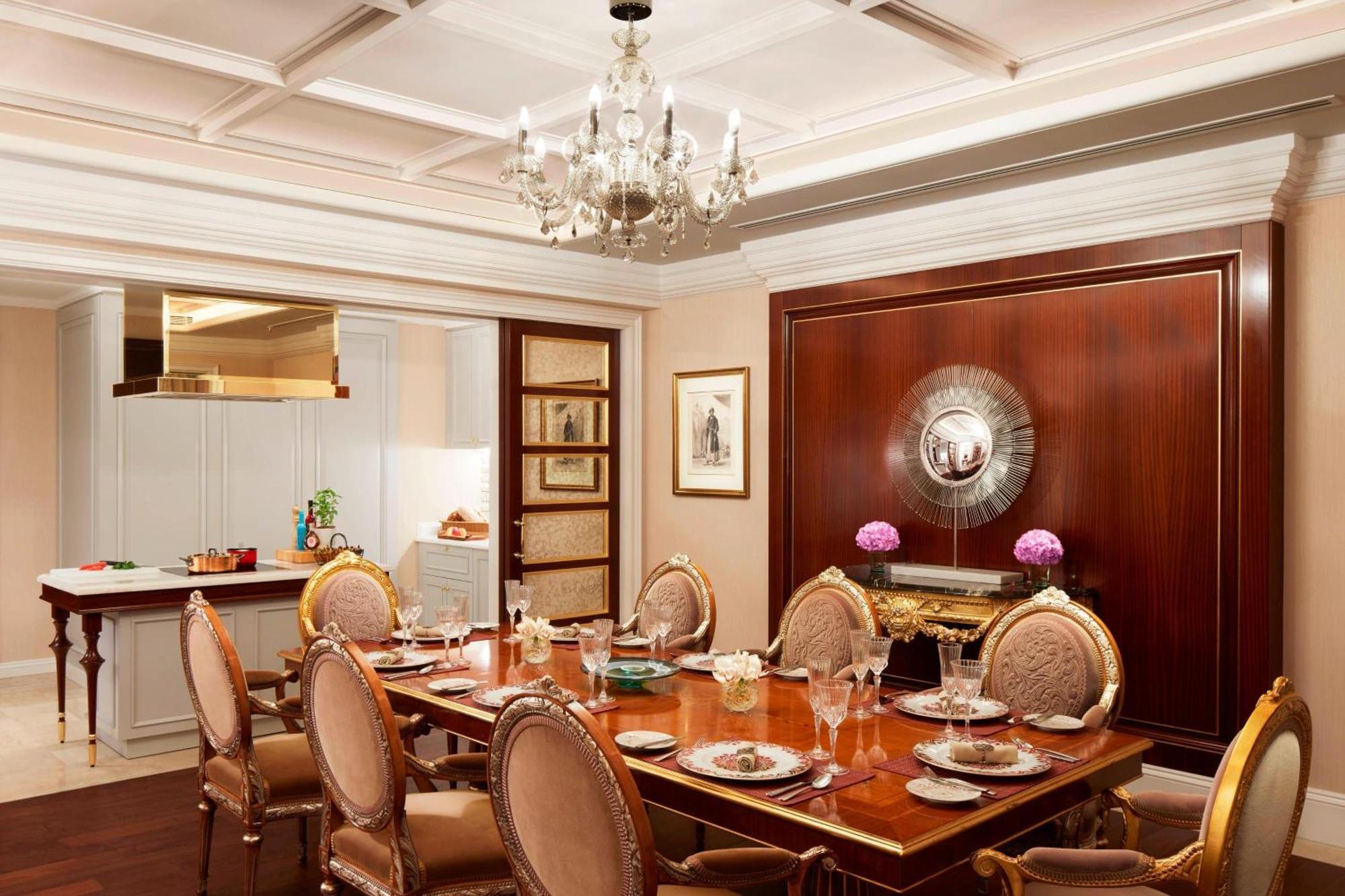 The Ritz-Carlton, Pune Exteriör bild